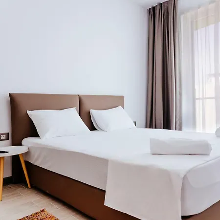 Apartmanhotel Alezzi 3*