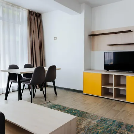 Alezzi Aparthotel 3*