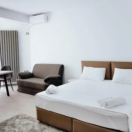 Alezzi Aparthotel 3*