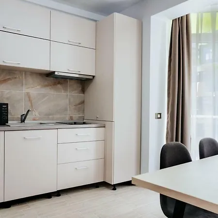 Alezzi Ξενοδοχείο με διαμερίσματα 3*