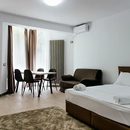 Alezzi Aparthotel 3*