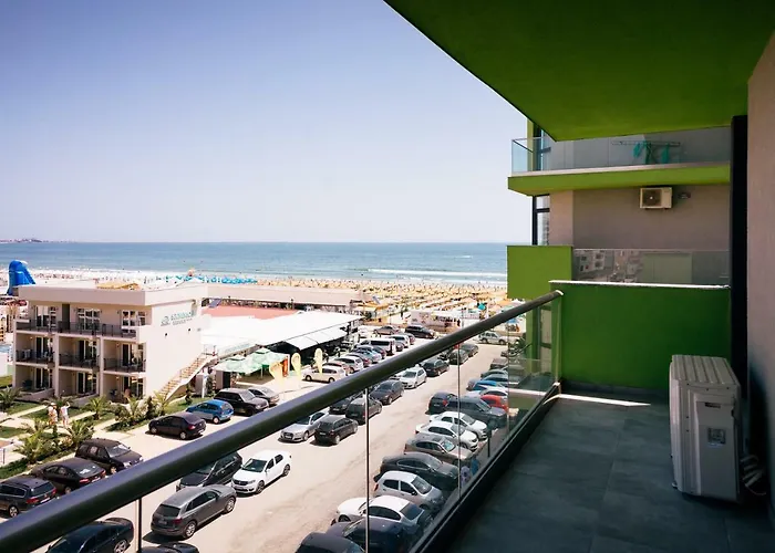 Alezzi Aparthotel 3*